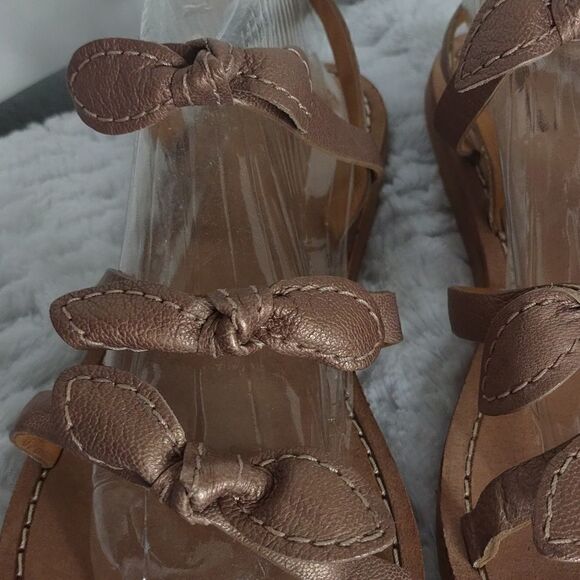 Lands End Rosegold Leather Strappy Bow Sandals - Picture 6 of 9